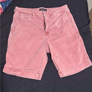 Size 30 American Eagle shorts.